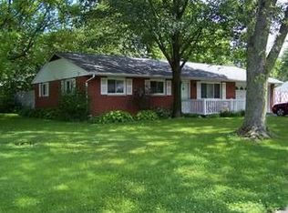 312 Hollycrest Ln, Englewood, OH