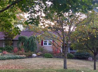 16756 Claridon Troy Rd, Burton, OH 44021