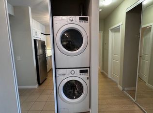 1350 Ridgeway Dr #202, Kelowna, BC V1Y9T8