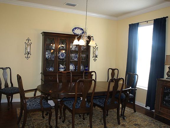 Dining Room/Den/Play Room
