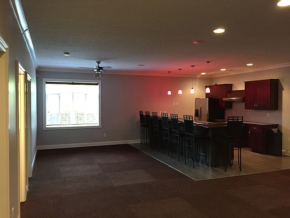5th image of 6527 Shorburgh Dr