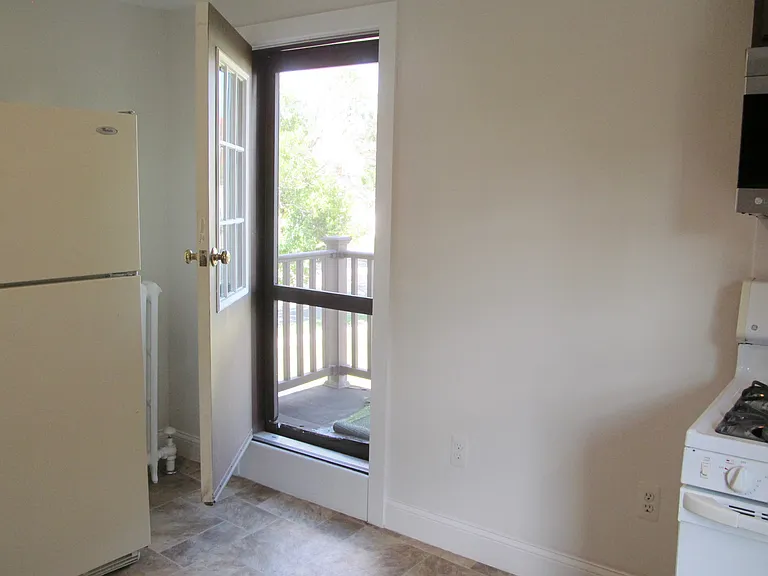 146 E Cliff St #1 — Photo 13