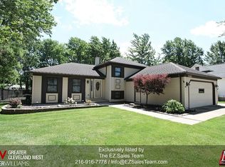 3983 Dover Center Rd, North Olmsted, OH 44070