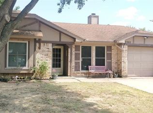 5305 Umbrella Pine Ct, Arlington, TX 76018
