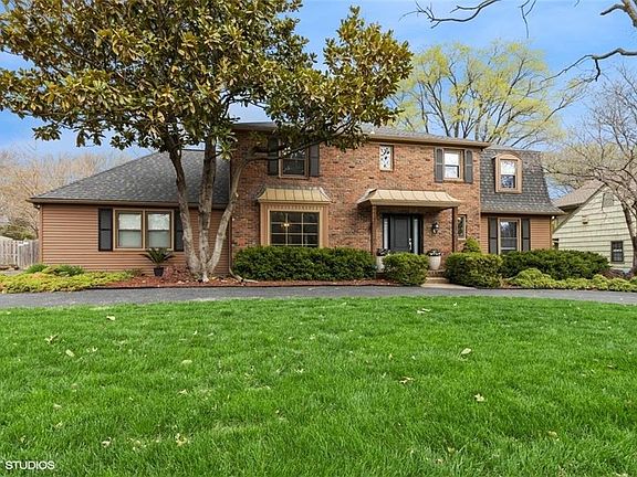 2nd image of 6624 Woodson Dr