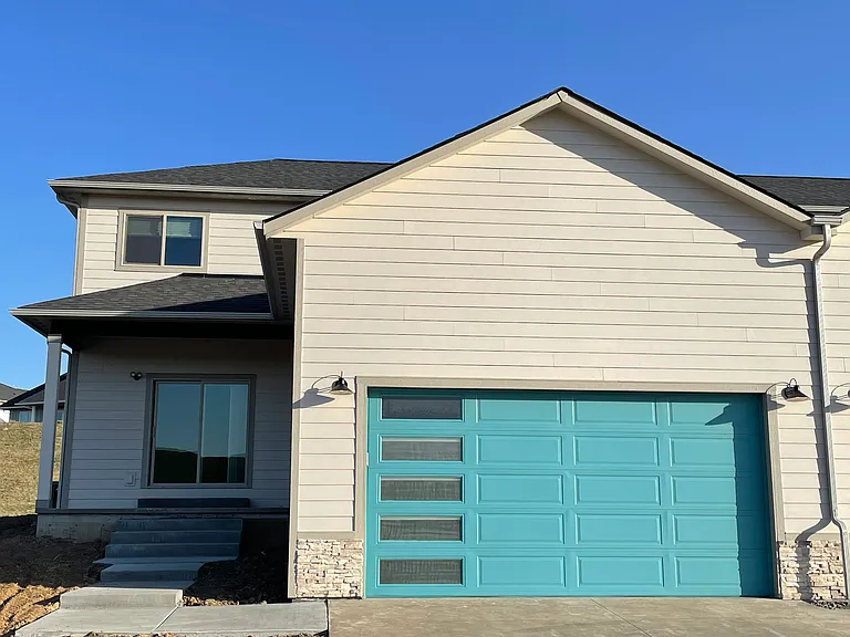 1252 NW Terre View Dr — Photo 2