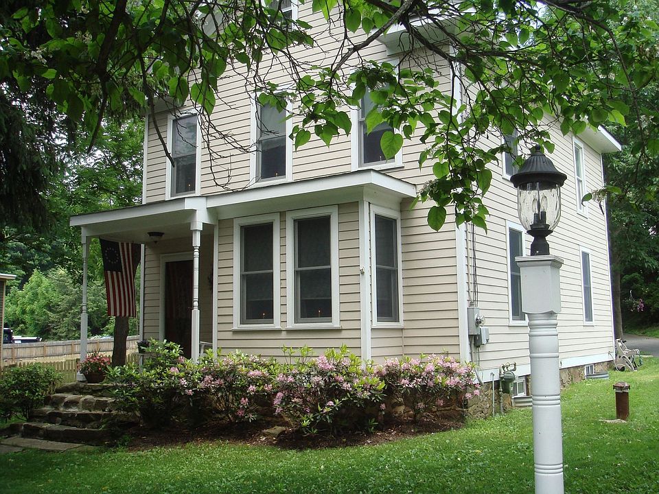 Charming updated colonial