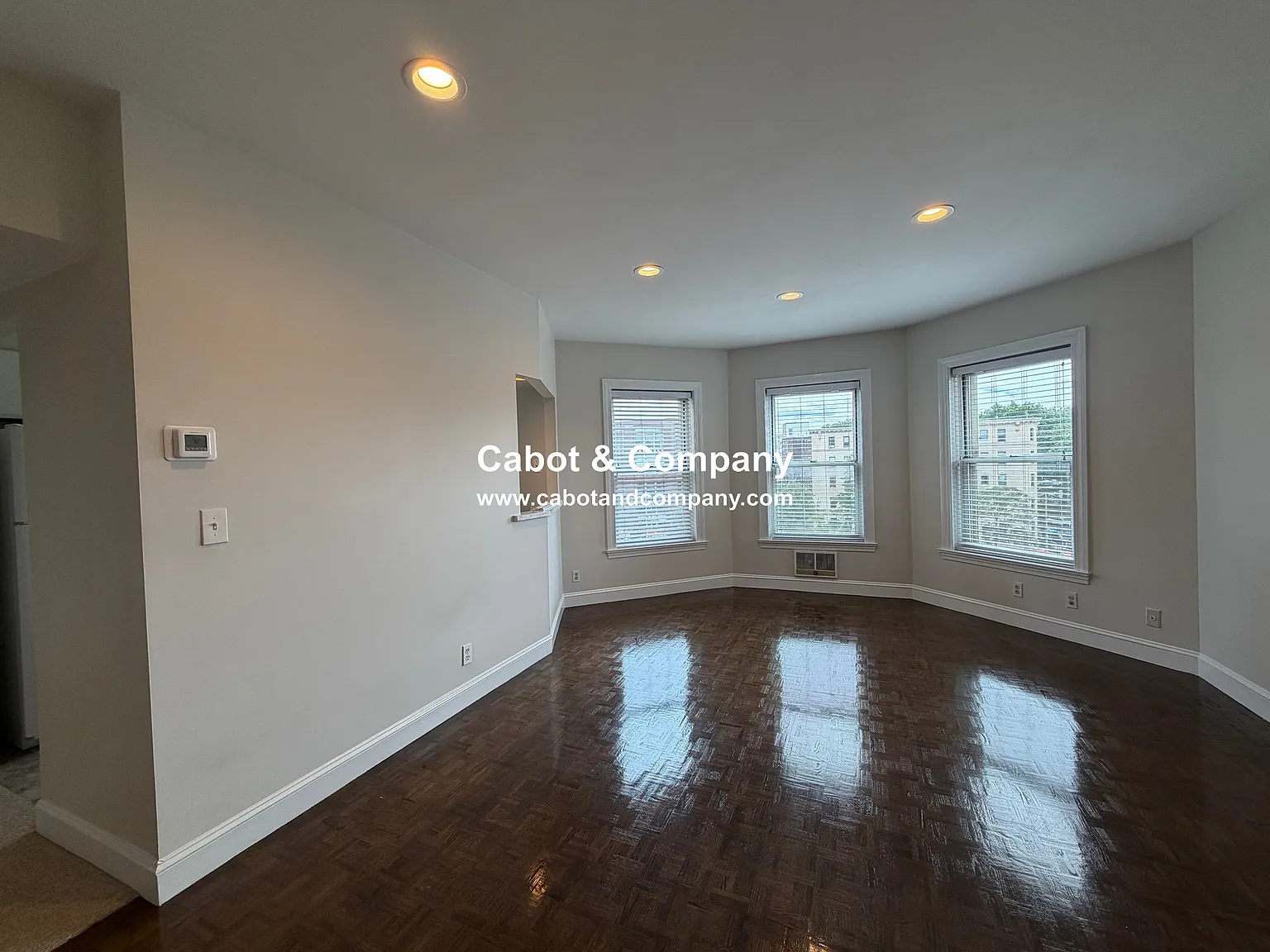 1 bed, 1.0 bath, 718 sqft, $3,650 — Photo 3