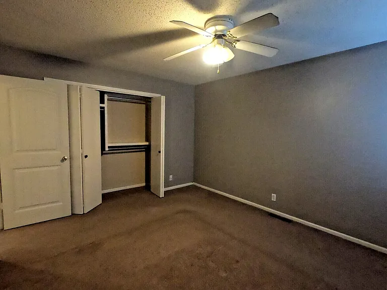 8703 W Nantucket St — Photo 11