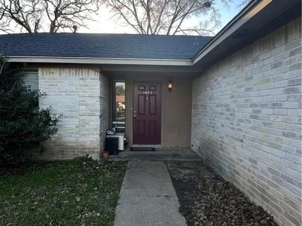 1603 Treehouse Trl, College Station, TX 77845