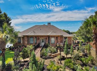 2910 Lakeshore Ct, Arlington, TX 76013