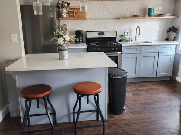 (undisclosed Address), Long Beach, NY 11561