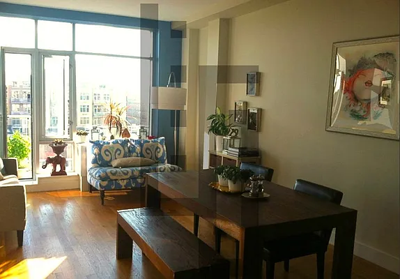 Rented by Loom Group | media 57