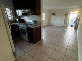 7254 Independence Ave #5, Canoga Park, CA 91303