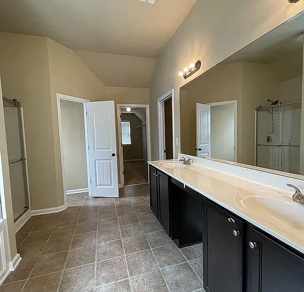 6069 Reynolds Cir — Photo 37