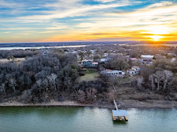 109 Arrowhead, Comanche, TX 76442