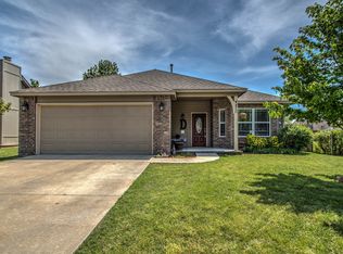 470 E 142nd Pl, Glenpool, OK 74033