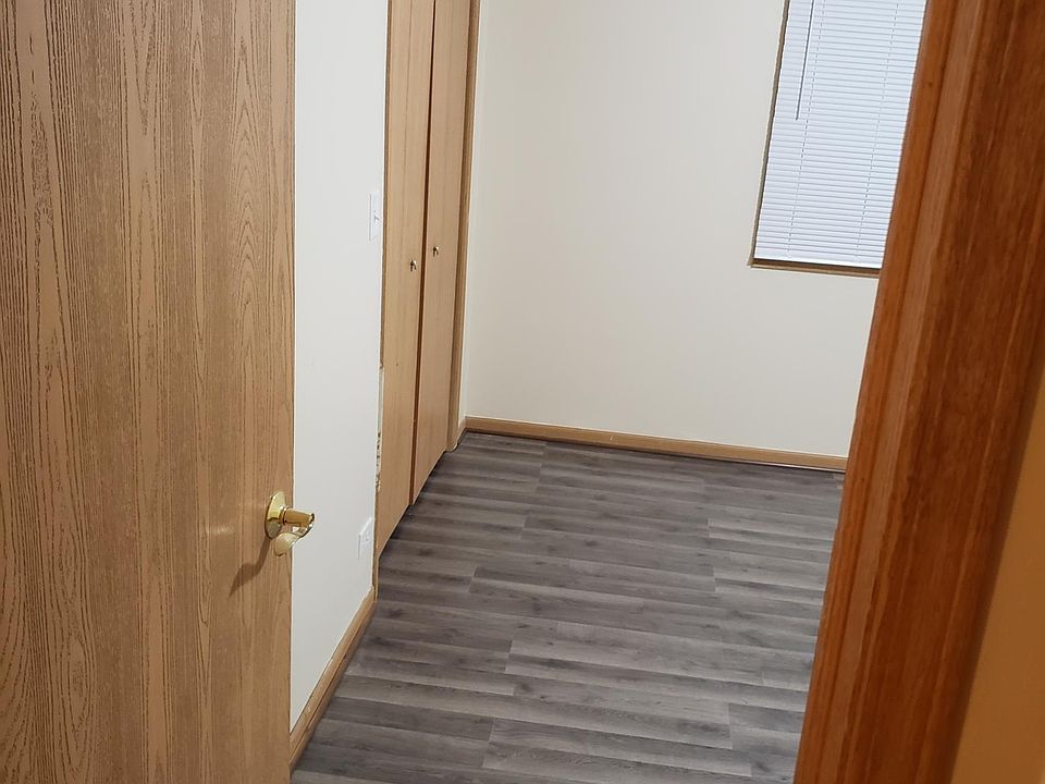 2nd image of 2920 S Jackson Ave