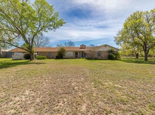 212 Halstedt Rd, La Grange, TX 78945