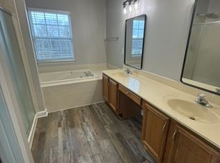 5801 Winding Oaks Ct, Frederick, MD 21704