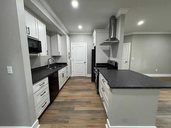 2nd image of 167 Ann Cir