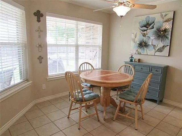 1510 Glenwood Dr — Photo 5
