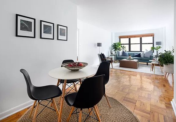 2nd image of 240 E 76th St APT 6B