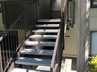 1116 Fairlawn Ct APT 3, Walnut Creek, CA 94595