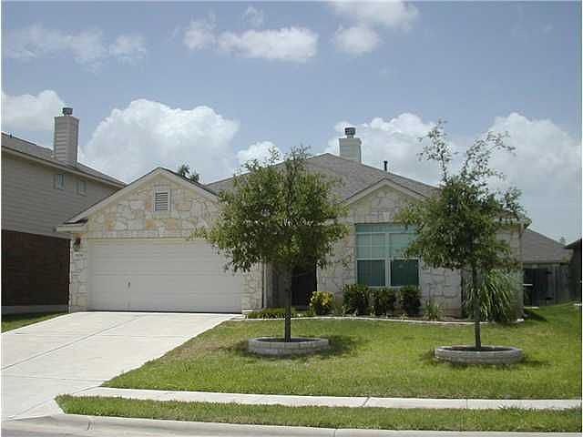 1st image of 9608 Castle Pines Dr