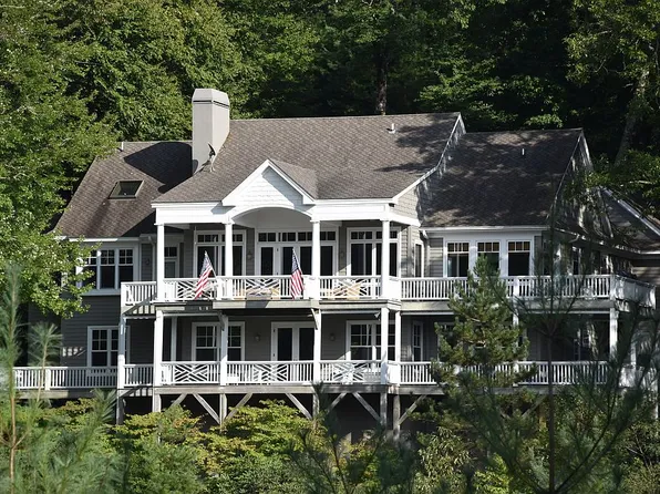 119 Old Still Rd, Sapphire, NC 28774