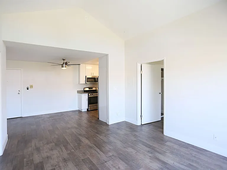 301 Jayne Ave #15 — Photo 10