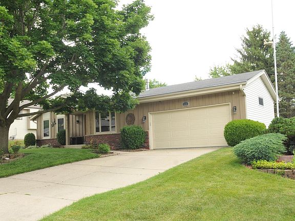 3rd image of 8150 S 58th STREET