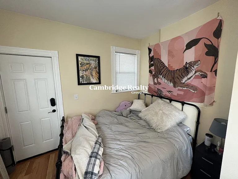 48-50 Lowell St #2T — Photo 20