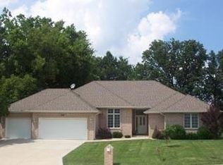 3697 W Edgewood St, Springfield, MO 65807