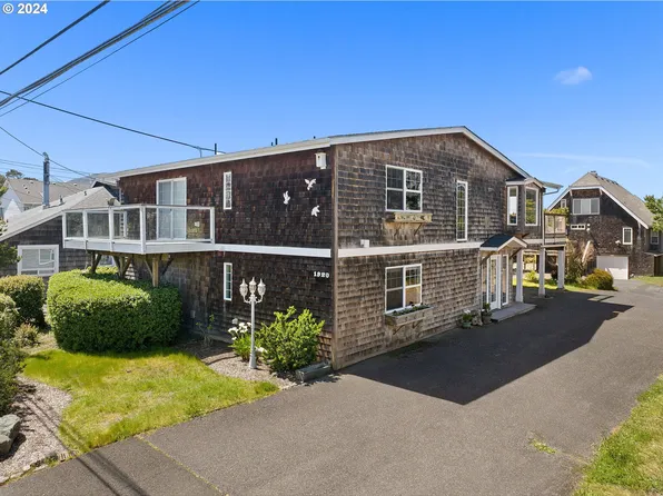 1920 Beach Dr, Seaside, OR 97138