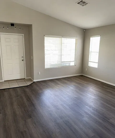 8056 Sweet Clover Ct — Photo 8