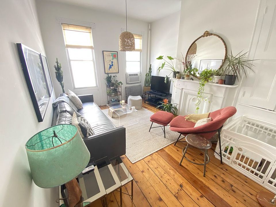 1st image of 134 N 10th St APT 3L