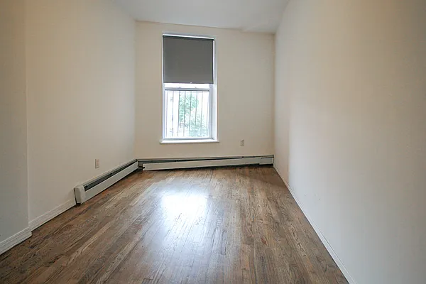 Rented by MySpaceNYC | media 9