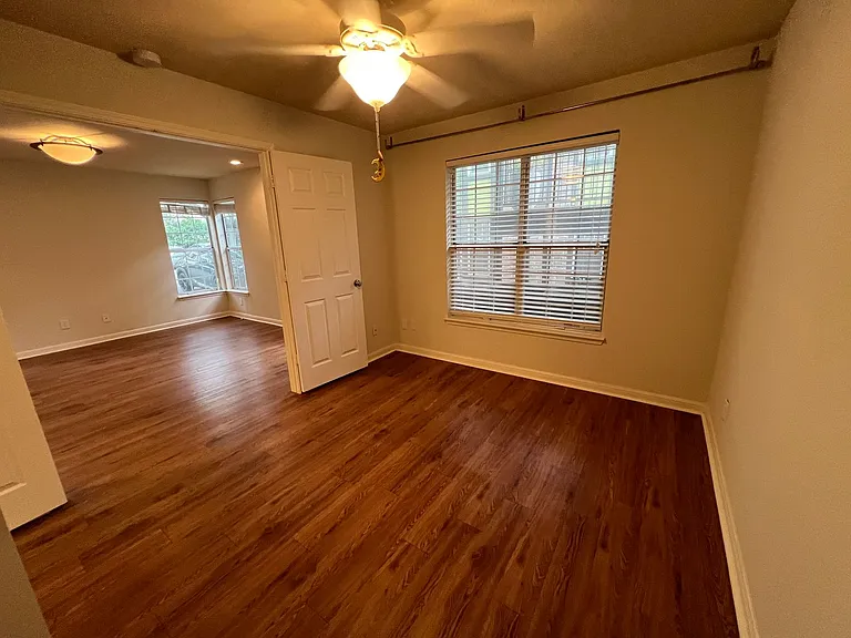 7685 Northcross Dr #909 — Photo 6