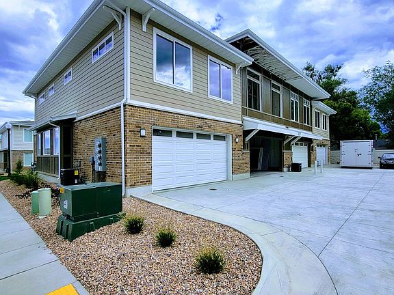 3rd image of 5490 W Chipping Ct