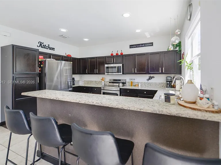9101 SW 169th Pl — Photo 9