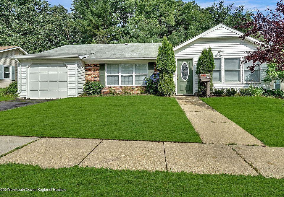 1st image of 29 Poinsetta Ct #1000