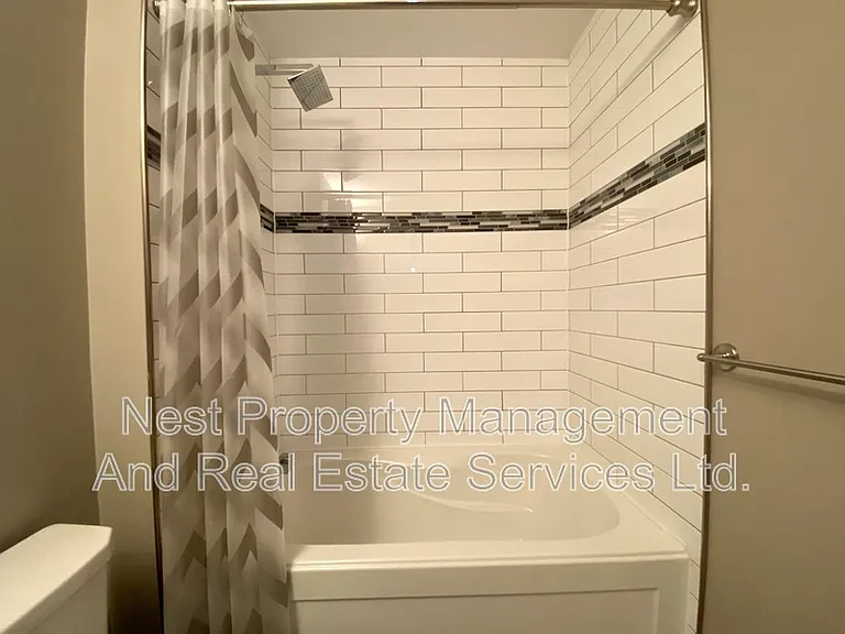 110 Baxter Ave #305 — Photo 14