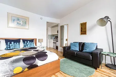 Rented by Nest Seekers International