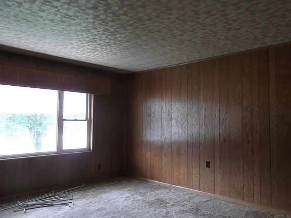 2nd image of 712 W Pearl St