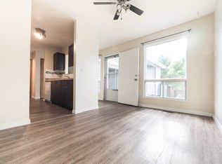 1204 54th St NW, Edmonton, AB T6L 5L3