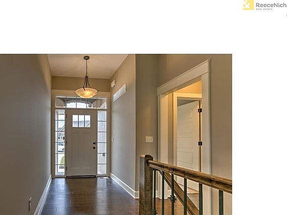 2nd image of 10527 N Randolph Ave