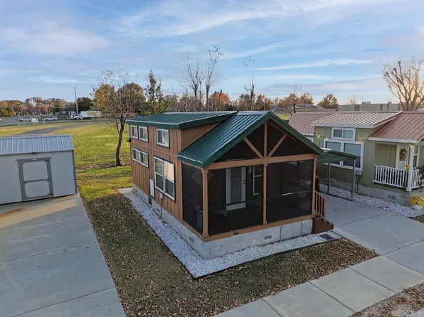 812 E Linden St, Rogers, AR 72756