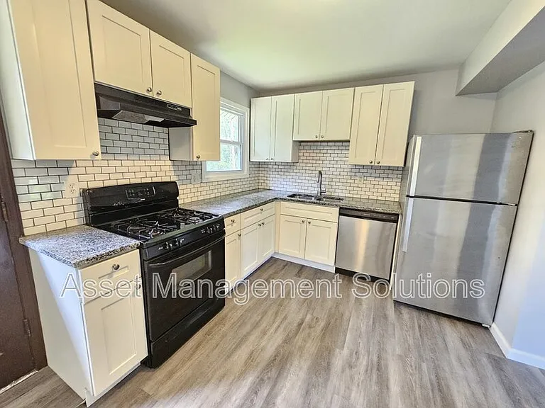 4110 Northern Aire Dr — Photo 6