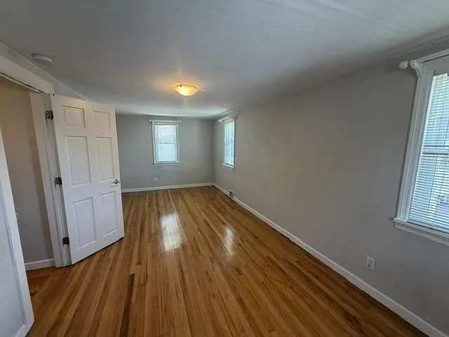 1530 Hill Ave — Photo 9